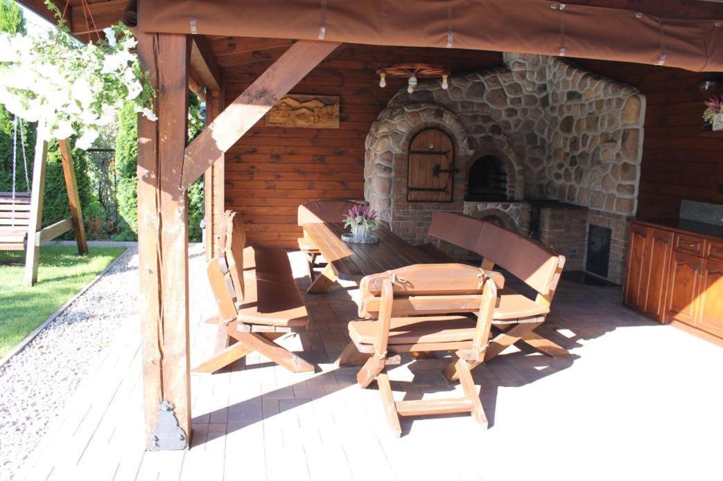 Pokoje Goscinne U Anny Augustów Exterior foto